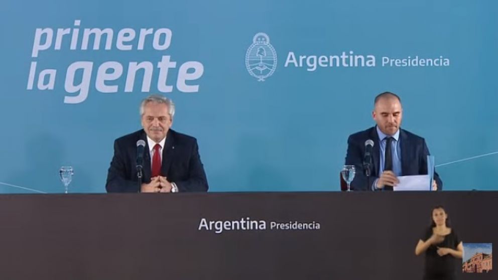 Alberto Fernández y Martín Guzmán fueron los únicos oradores