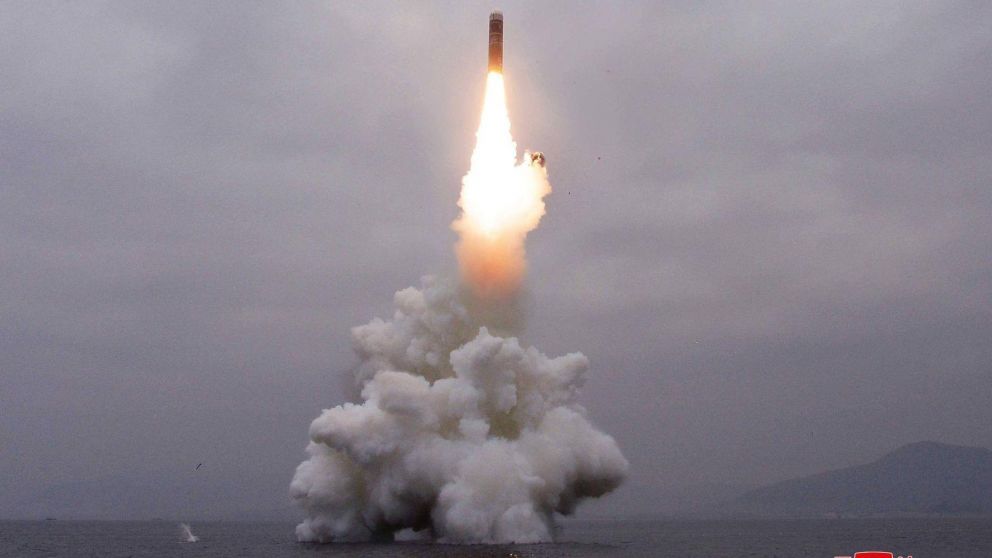 El lanzamiento se produjo un día después de que Corea del Sur y Estados Unidos concluyeran simulacros a gran escala