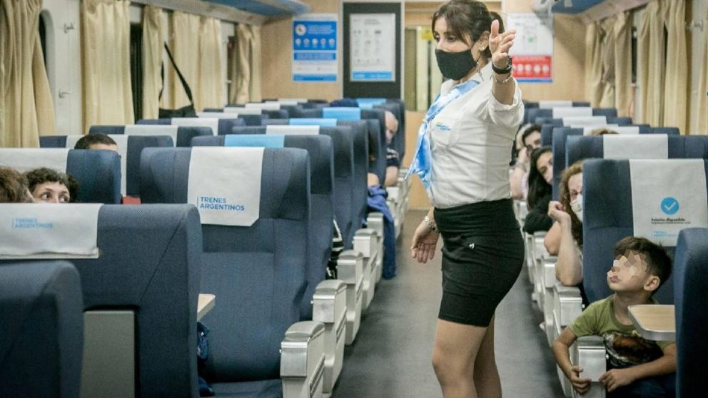 Trenes de larga distancia a la Costa Atlántica y demás ciudades del país.