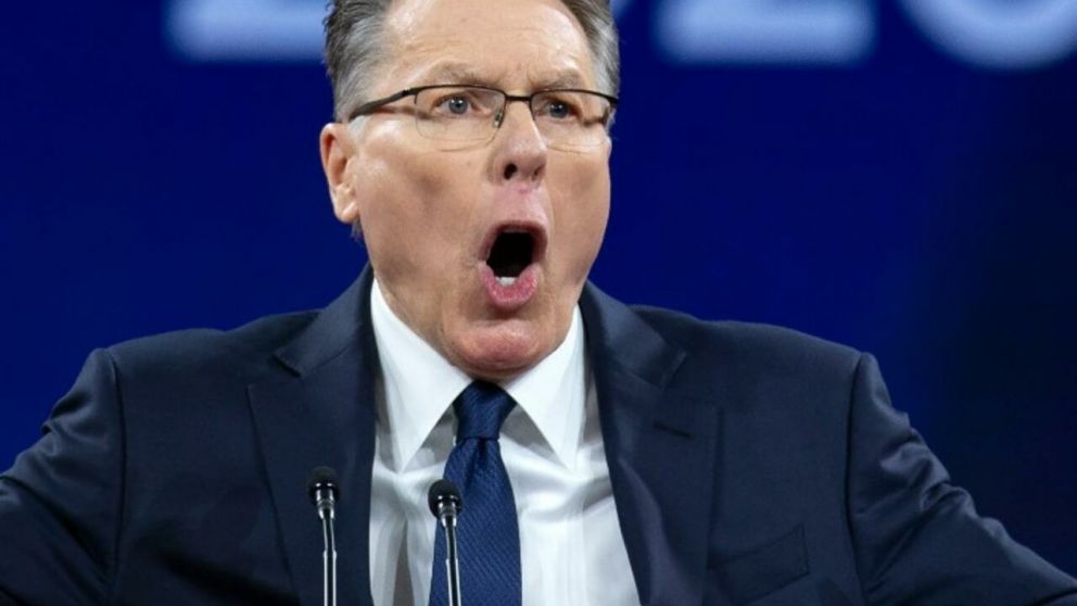 Un comediante se burló en la cara de Wayne LaPierre, director ejecutivo de la NRA