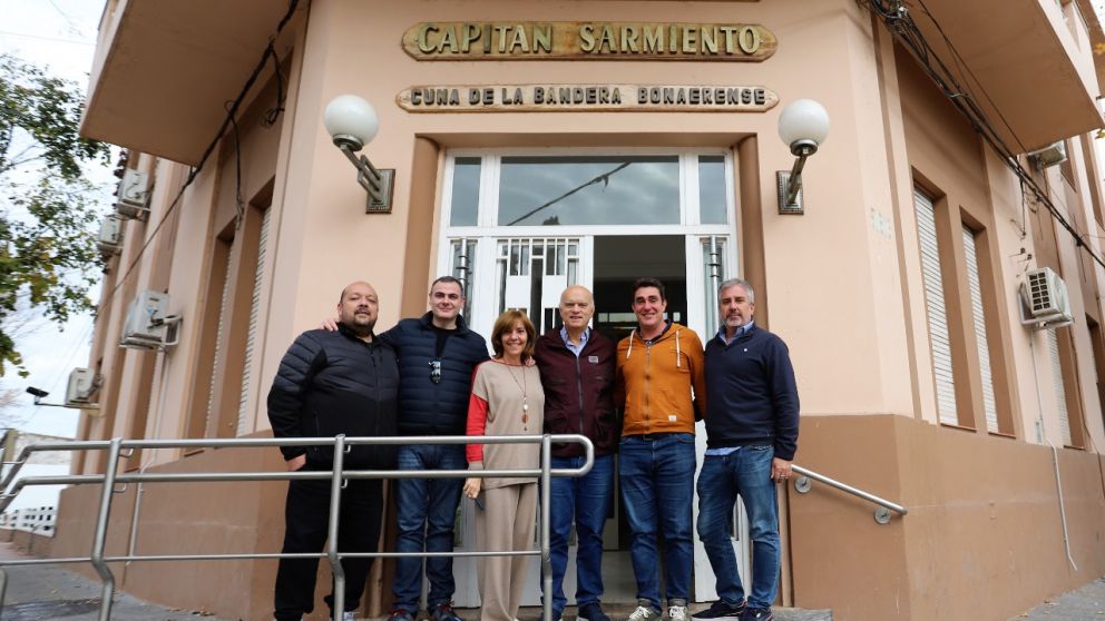 Grindetti sale a recorrer la provincia y dice que "la tiene que manejar un intendente"