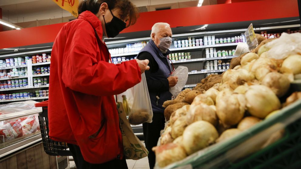 Habrá paritarias que ni siquieran lograrán una "derrota digna" ante la inflación