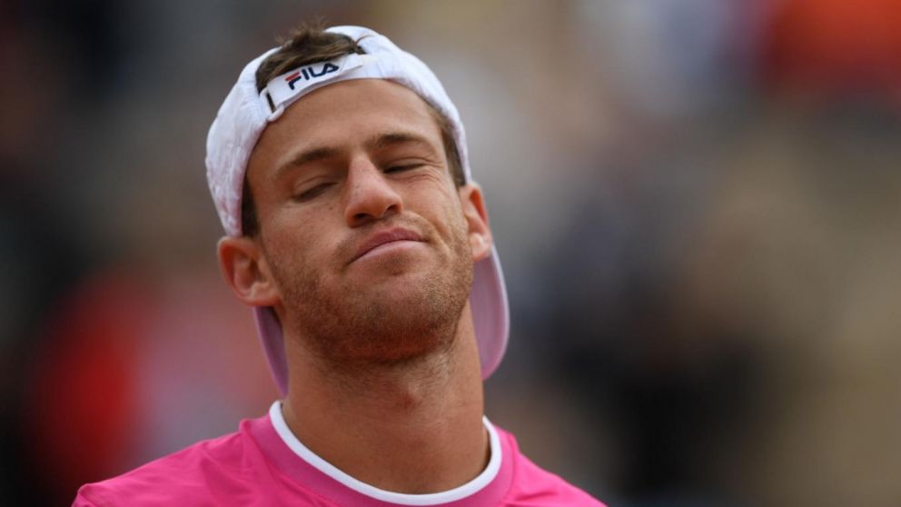 La desaz�n de Diego Schwartzman, tras quedar eliminado en cuarta ronda de Roland Garros