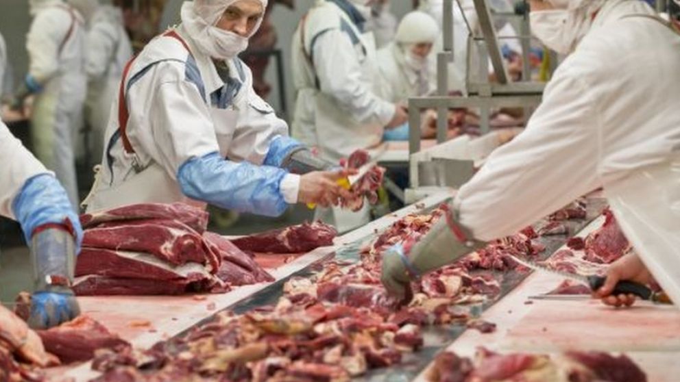 Pese a la pandemia, creció la faena bovina pero el consumo no logra repuntar