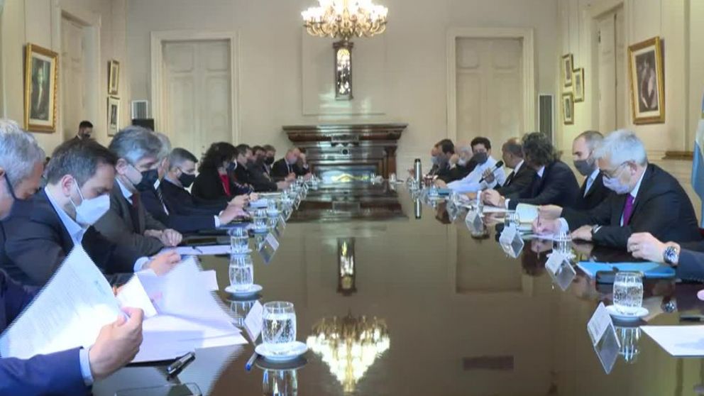 Nueva reunión de gabinete en medio de la interna