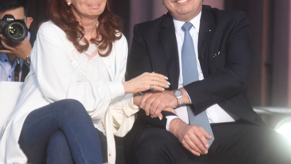 Salario Universal, atención a desprotegidos y llave de unidad para el oficialismo