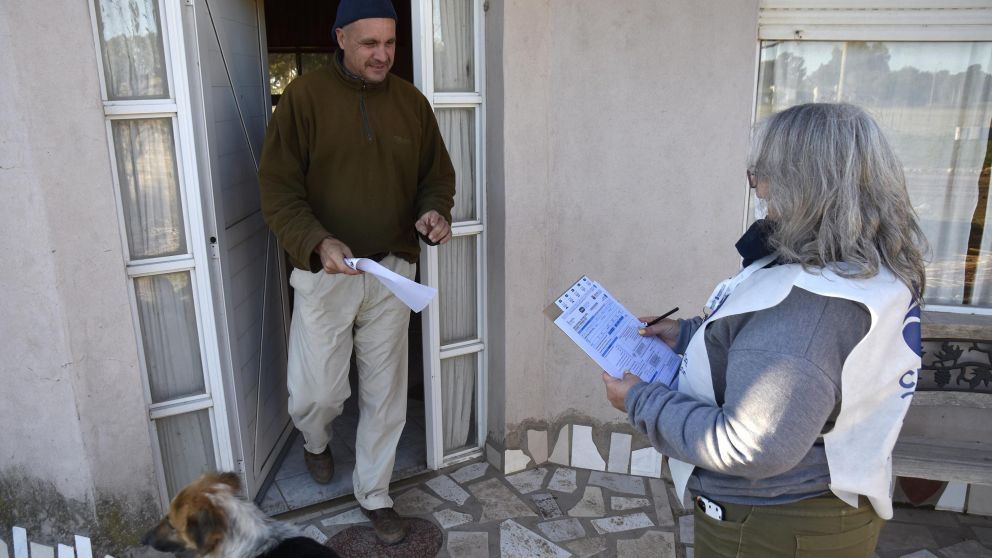 Los censistan tendrán pecheras con el logo y una credencial