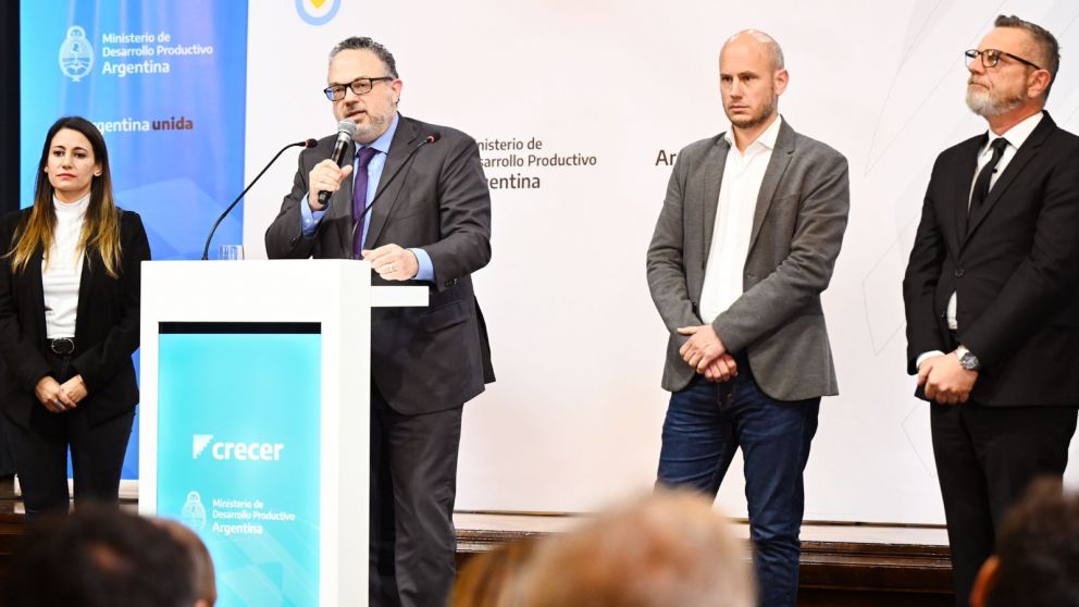 El Gobierno lanzó dos líneas de crédito pyme para contener el efecto de la suba de tasas del BCRA