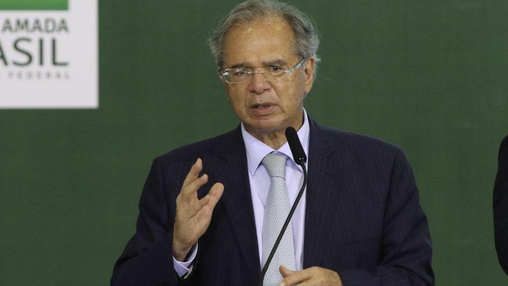 El equipo econ�mico liderado por Paulo Guedes�busca alternativas para bajar los precios