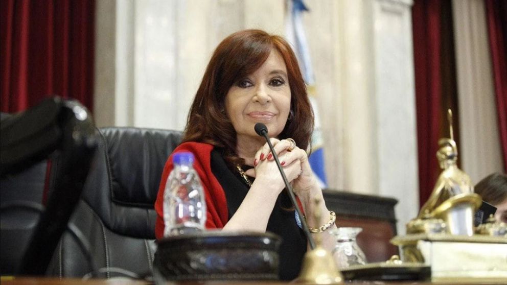 Cristina será distinguida por la UNCAUS