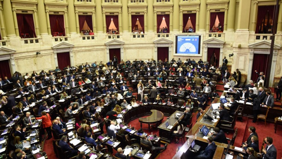 Diputados retomó la marcha: aprobaron protección integral al VIH e incentivos a la construcción
