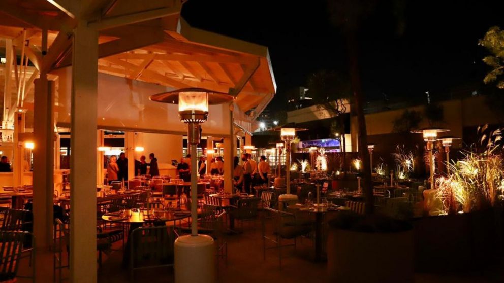 El viernes inaugura Arriba, la mayor apuesta gastronómica en la terraza de un shopping porteño