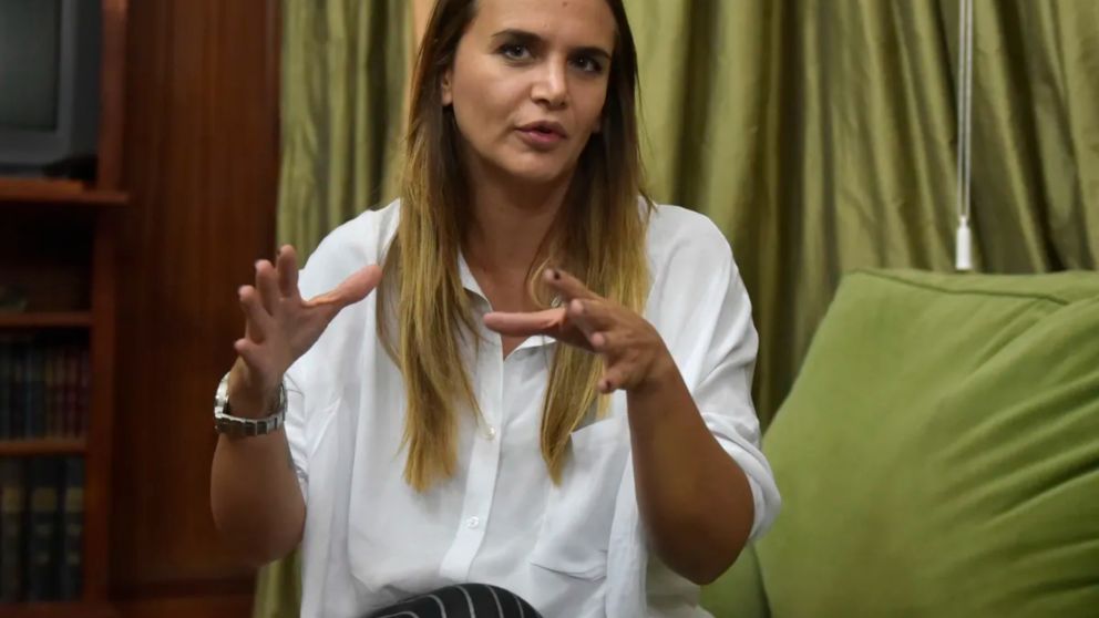 Amalia Granata quiere que el Servicio Militar "encamine la conducta de los jóvenes del país"