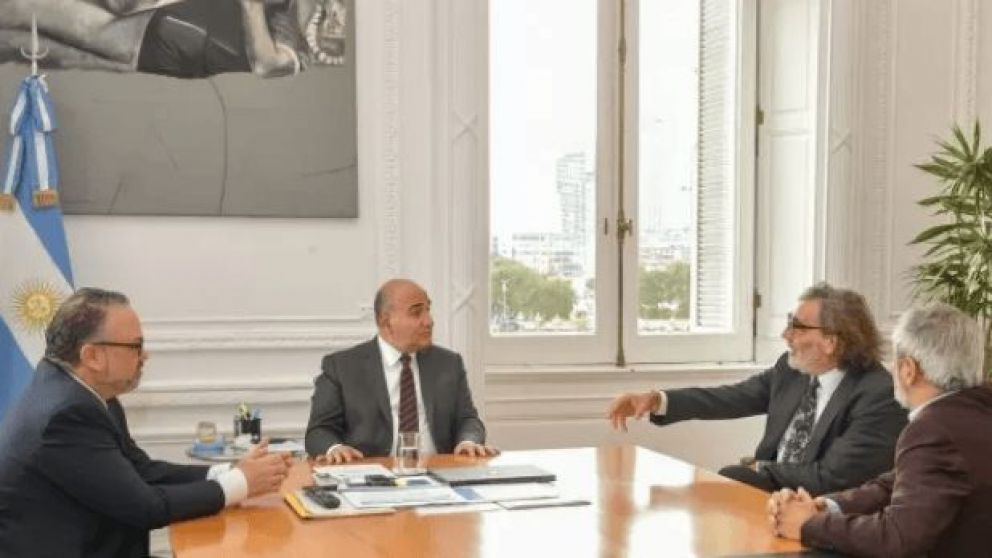 Manzur y Kulfas se reunieron con directivos de Mediapro para formalizar la compra de Fox Sports