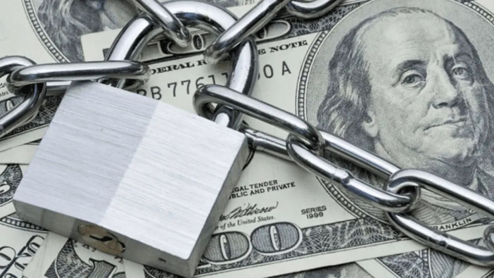 Cepo al d�lar: habr� "administraci�n cambiaria" al menos hasta que Argentina alcance los USD100.000 millones de exportaciones