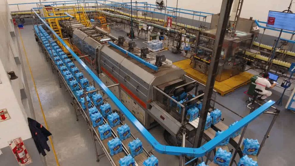 La cervecera CCU adquiere una porción del negocio local de aguas de Danone