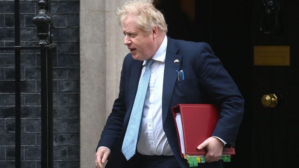 Boris Johnson justifica la decisión por las repercusiones de la invasión rusa en Ucrania y el aumento de precios de la energía