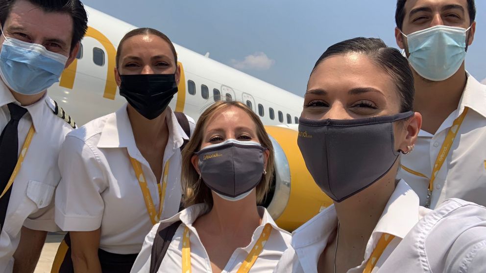 Flybondi busca cubrir 300 puestos en todo el país