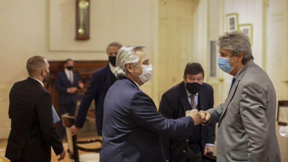 El presidente Fern�ndez, en la �ltima reuni�n con el CAA