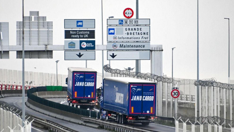 El Brexit resultó en una gran interrupción del comercio entre el Reino Unido y la UE", indican los investigadores.