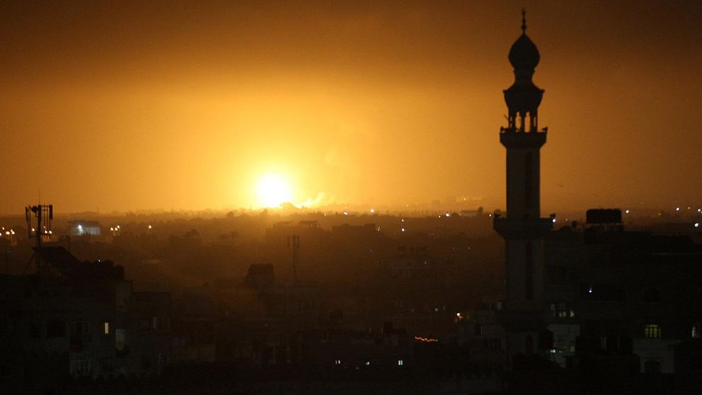 El lanzamiento anoche de un cohete desde Gaza desató la represalia israelí