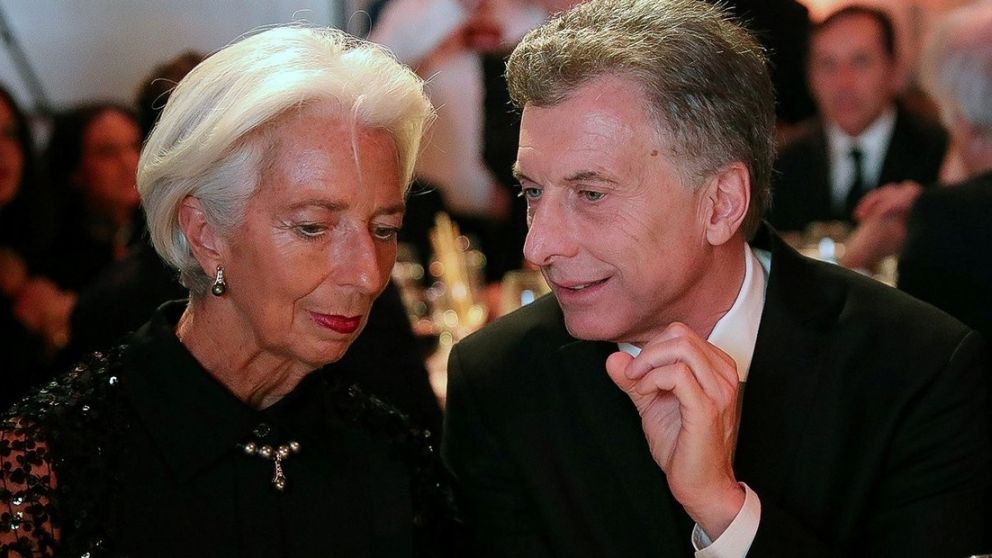 Analizan una ley para pagar la deuda con el FMI contraída por el Gobierno de Mauricio Macri