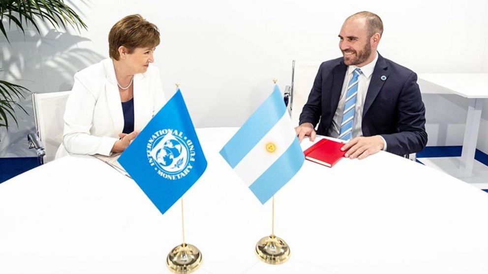 Kristalina Georgieva celebró el nuevo fondo. En la foto, junto a Martín Guzmán