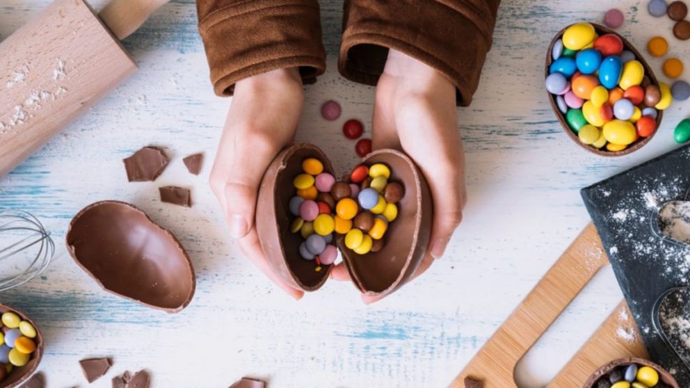 Regalo de huevo de pascuas en Semana Santa