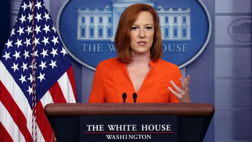 Jen Psaki, secretaria de prensa de la Casa Blanca, culpó a Putin por el alza de precios