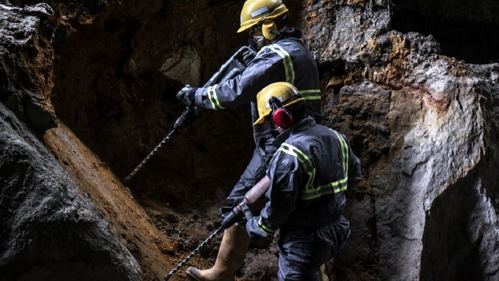 Mineros buscan refugio en paritaria semestral, ante el incremento sostenido de precios