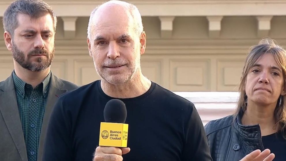 "Hay que sacarles los planes sociales a quienes corten las calles y no cumplan con la ley", dijo Rodríguez Larreta