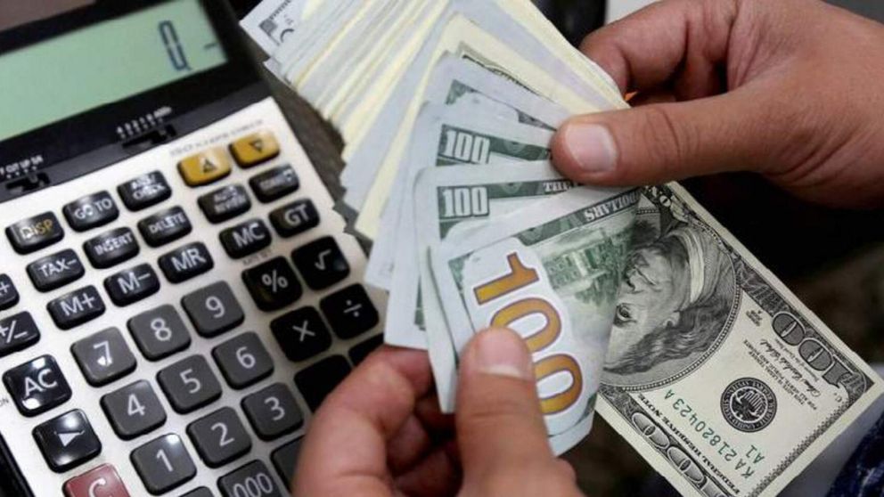 El plazo fijo y el dólar son dos de las formas más comunes de ahorro en Argentina