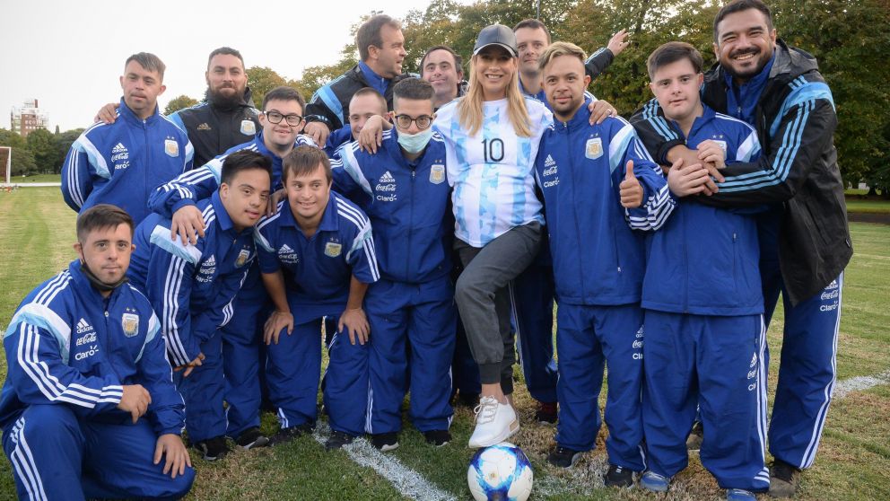 Fabiola Yánez recibió en la Quinta de Olivos al seleccionado argentino de futsal con síndrome de Down “Los Halcones”