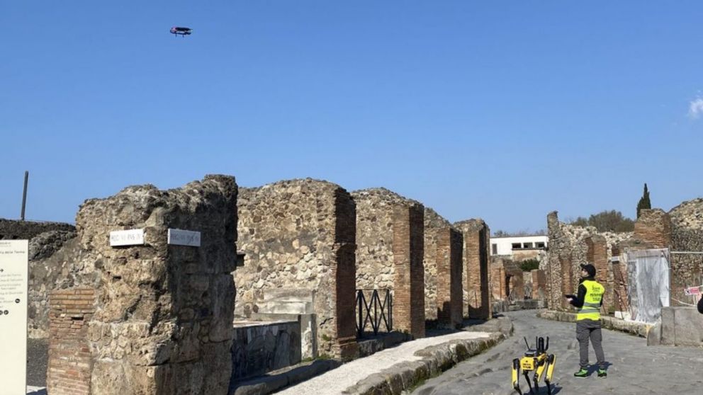 Spot puede llegar a lugares recónditos de Pompeya