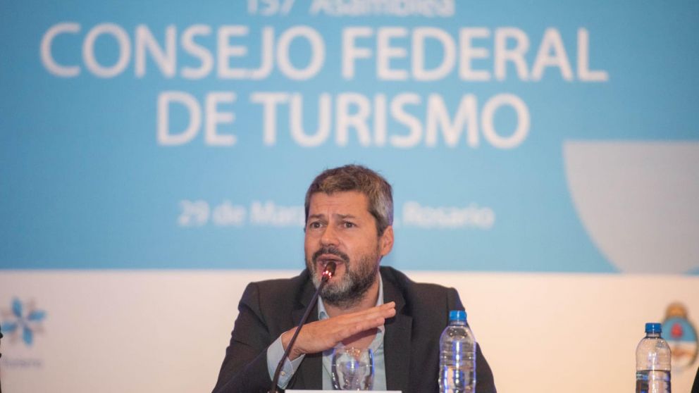El ministro Matías Lammens destacó el impulso de los viajes internos