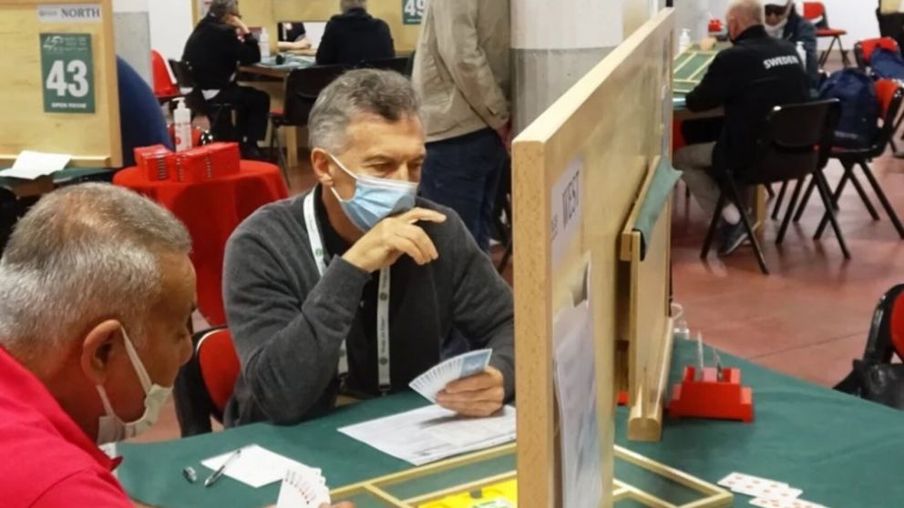 Mauricio Macri comenzó con dos victorias en el mundial de Bridge