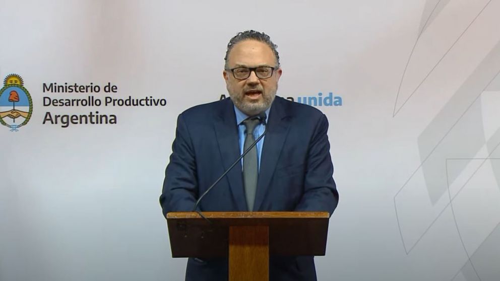 Kulfas habló luego de una tensa reunión con los empresarios del sector alimenticio