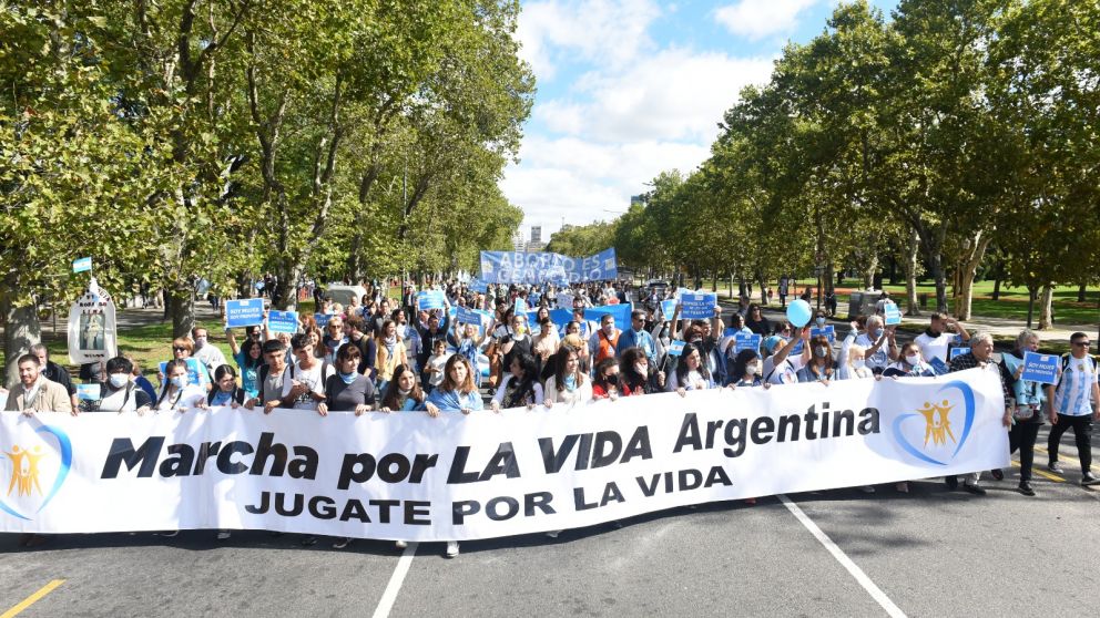 Movilización en todo el país en la séptima "Marcha por la vida"