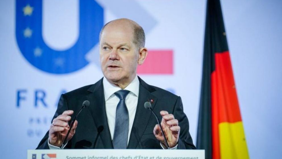 El canciller alemán, Eric Scholz, se opuso firmemente a la imposición de sanciones al gas proveniente de Rusia