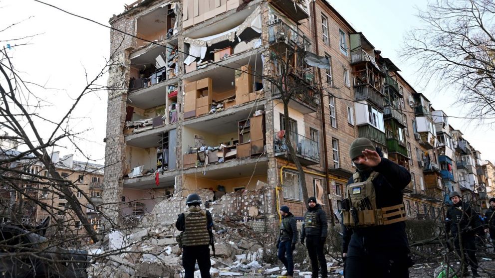 Contin�an los combates en Kiev mientras Rusia y Ucrania buscan acercar posiciones