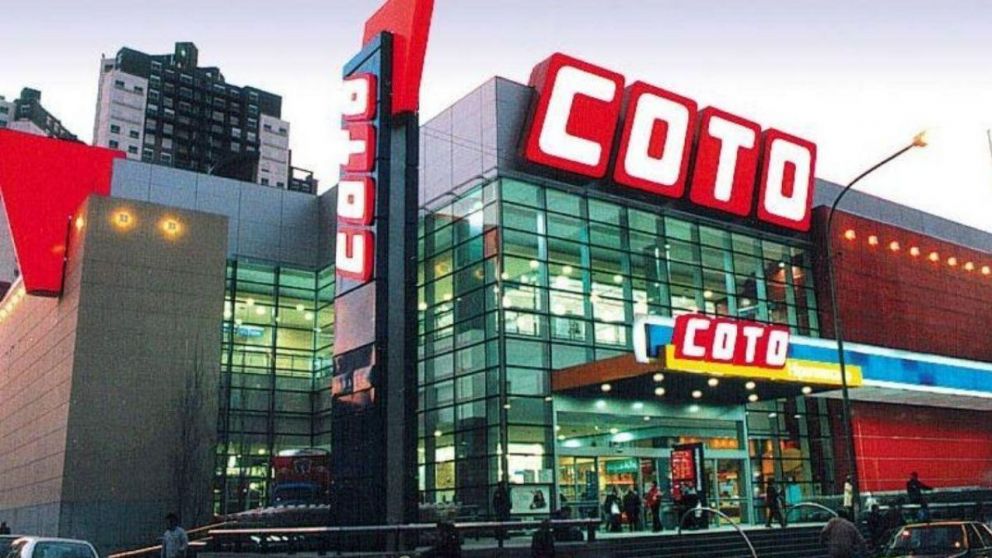 La oferta laboral de Coto es por jornada completa