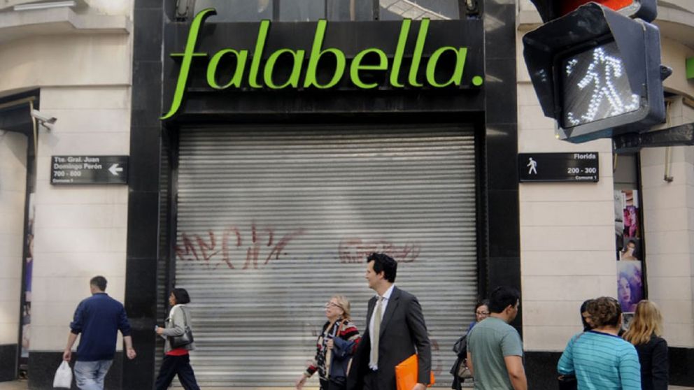 Cadenas de retail chilenas despidieron a 32.000 empleados