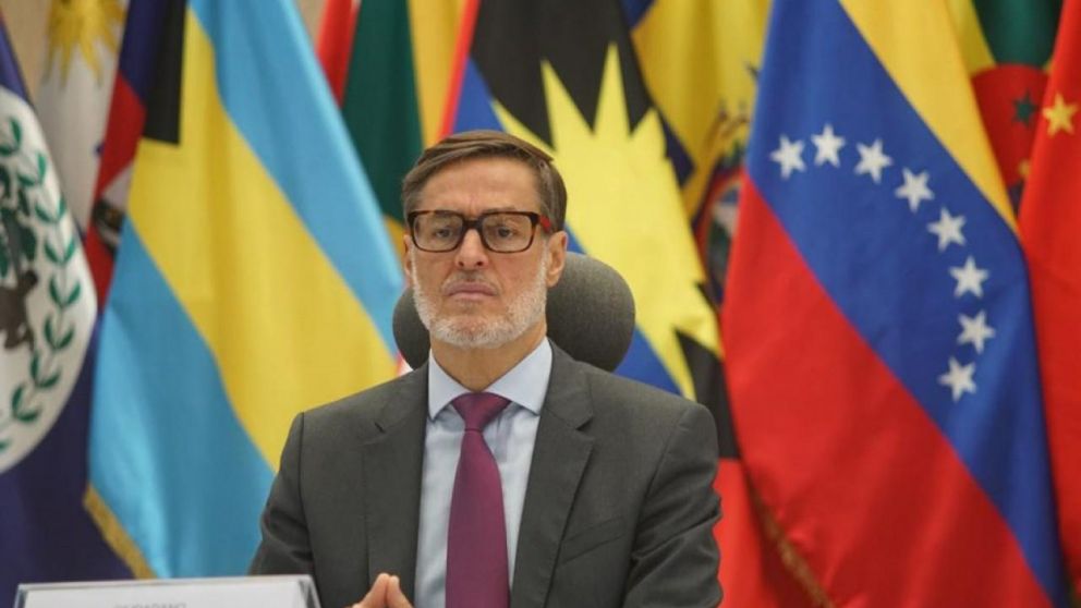 El intercambio entre diplomáticos en el marco del II Foro de Diplomacia, en Turquía