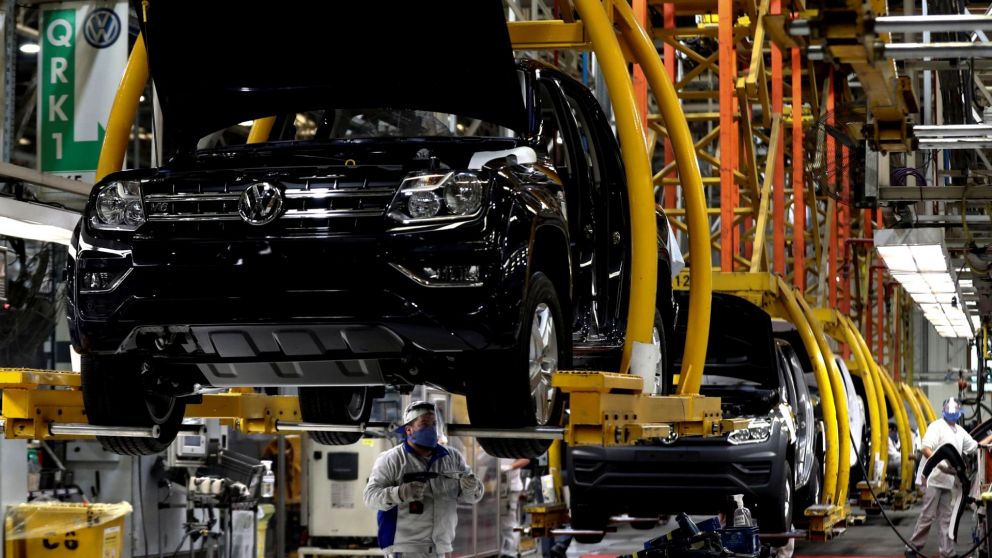La producción automotriz estuvo afectada por el ausentismo de la tercera ola de Covid