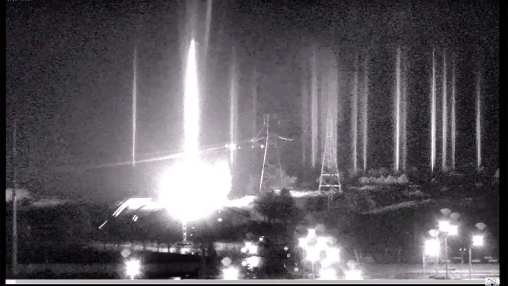 Una captura de imagen de las imágenes obtenidas de una transmisión en vivo de la Autoridad Nuclear de Zaporiyia