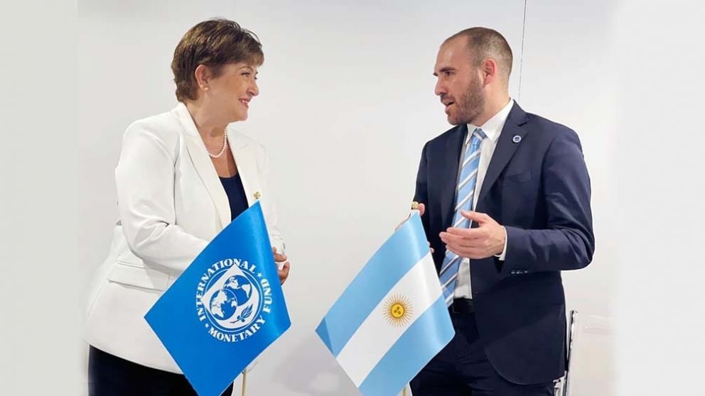 El Gobierno cerró el acuerdo con el FMI y lo envió al Congreso