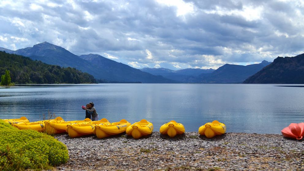 El lago Meliquina, uno de los paraísos de Neuquén