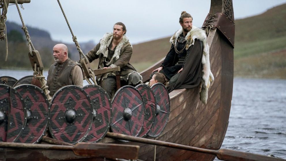 Las tensiones internas entre los vikingos y la guerra con Inglaterra, motores de la serie.