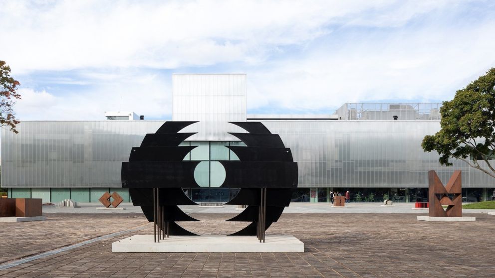 El museo Garage fundado por Roman Abramovich, quien ahora media por la paz