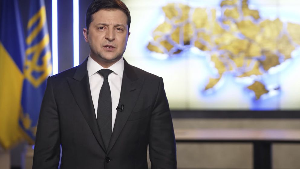 El pasado actoral de Volodimir Zelenski: hizo de presidente en una serie cuatro años antes de asumir